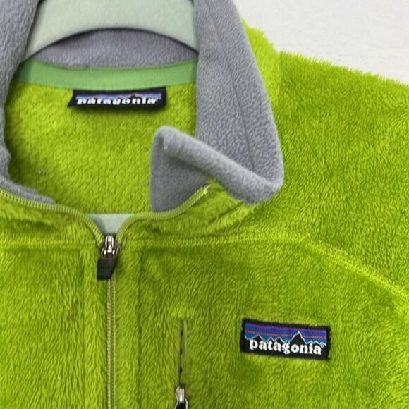 Patagonia women’s R2 Jacket Style #25146 Size Medium Jacket - Picture 2 of 5